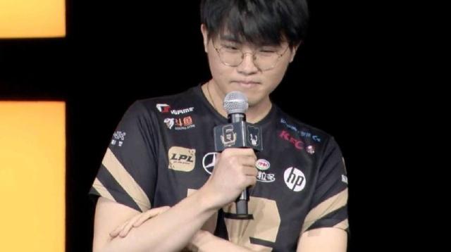 恩比德生涯第199次单场出手20+，命中率首次低于20%